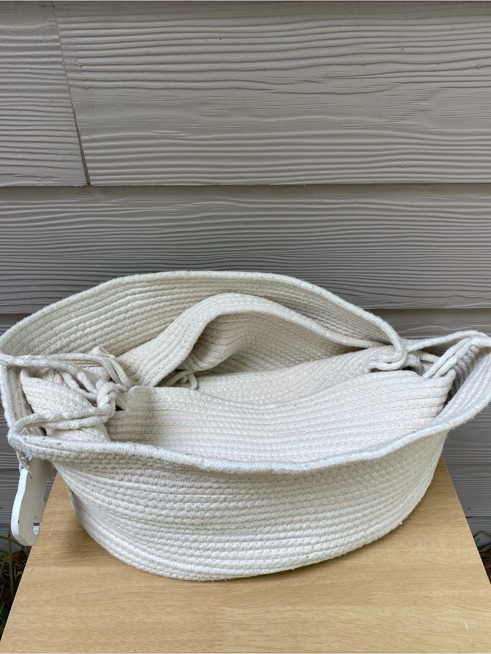 Set of 3 rope baskets with handles in cream and pale pink